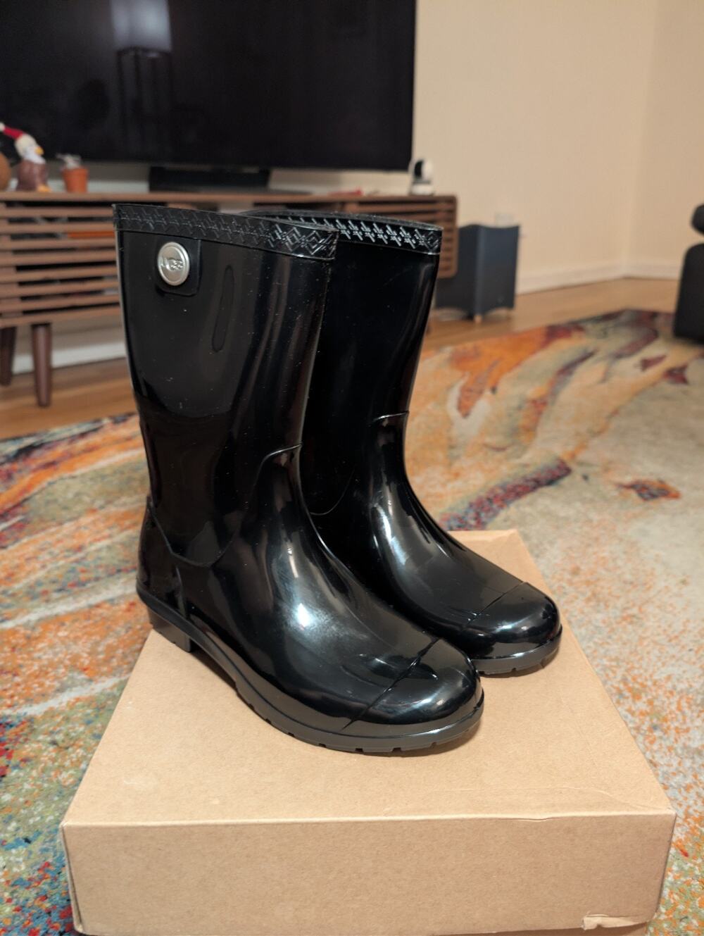 UGG Sienna Waterproof Women's Mid-Calf Rain Boots Black Pull On Size 6